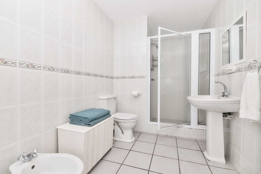 7 Bedroom Property for Sale in Hermanus Heights Western Cape